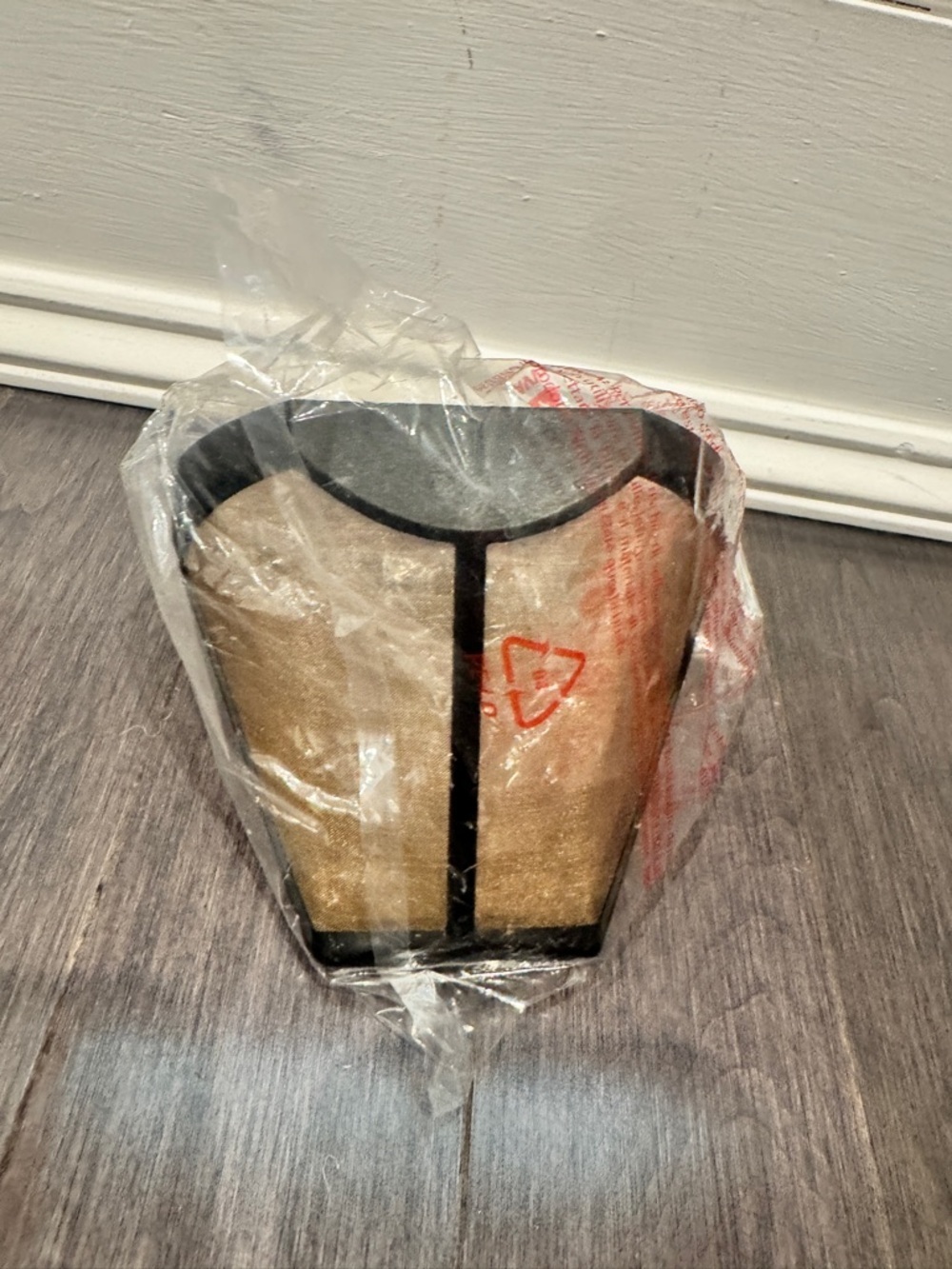 NWT Ninja Reusable Coffee Cone Filter Basket in Gold and Black with Handle